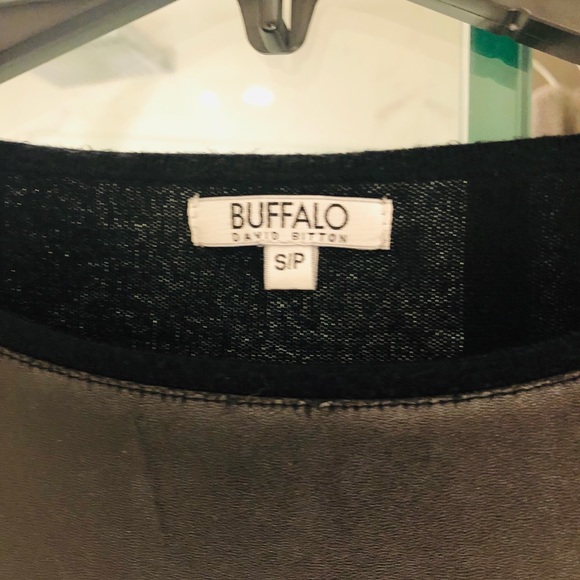 Sweter - Picture 2 of 2